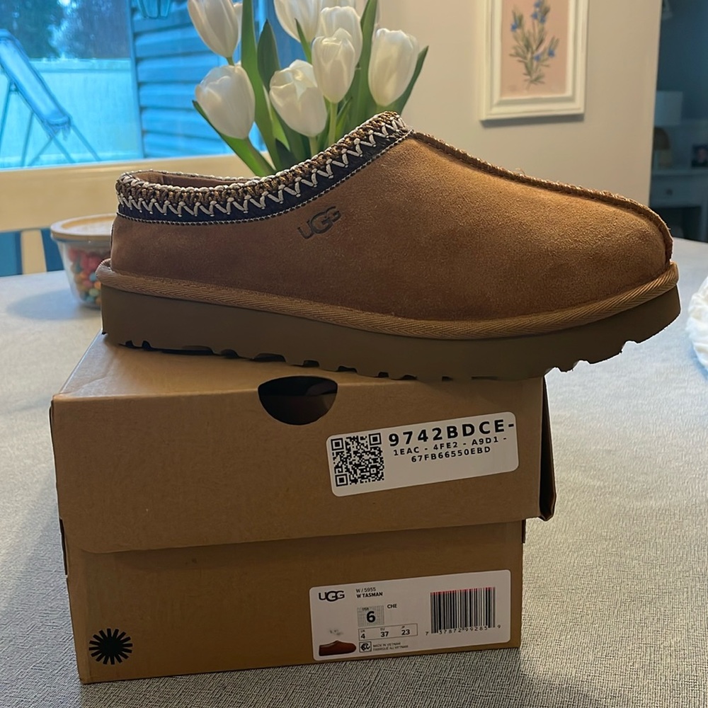 Tasmania Uggs Chestnut